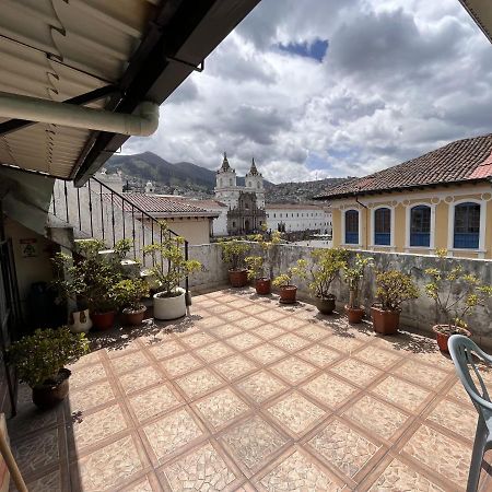 Hostal Benalcazar Quito Eksteriør bilde